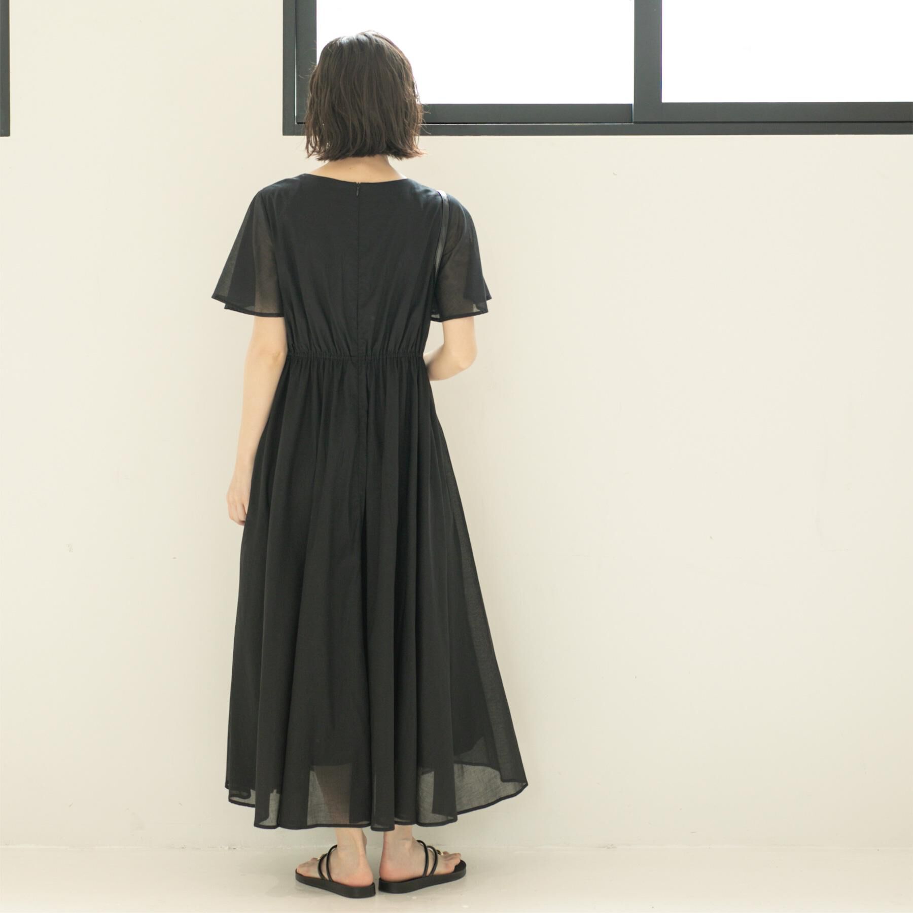 OPAQUE.CLIP「Vネックフィット＆フレアドレス/オーガニックコットン混【洗濯機洗い可】」|ワンピース|