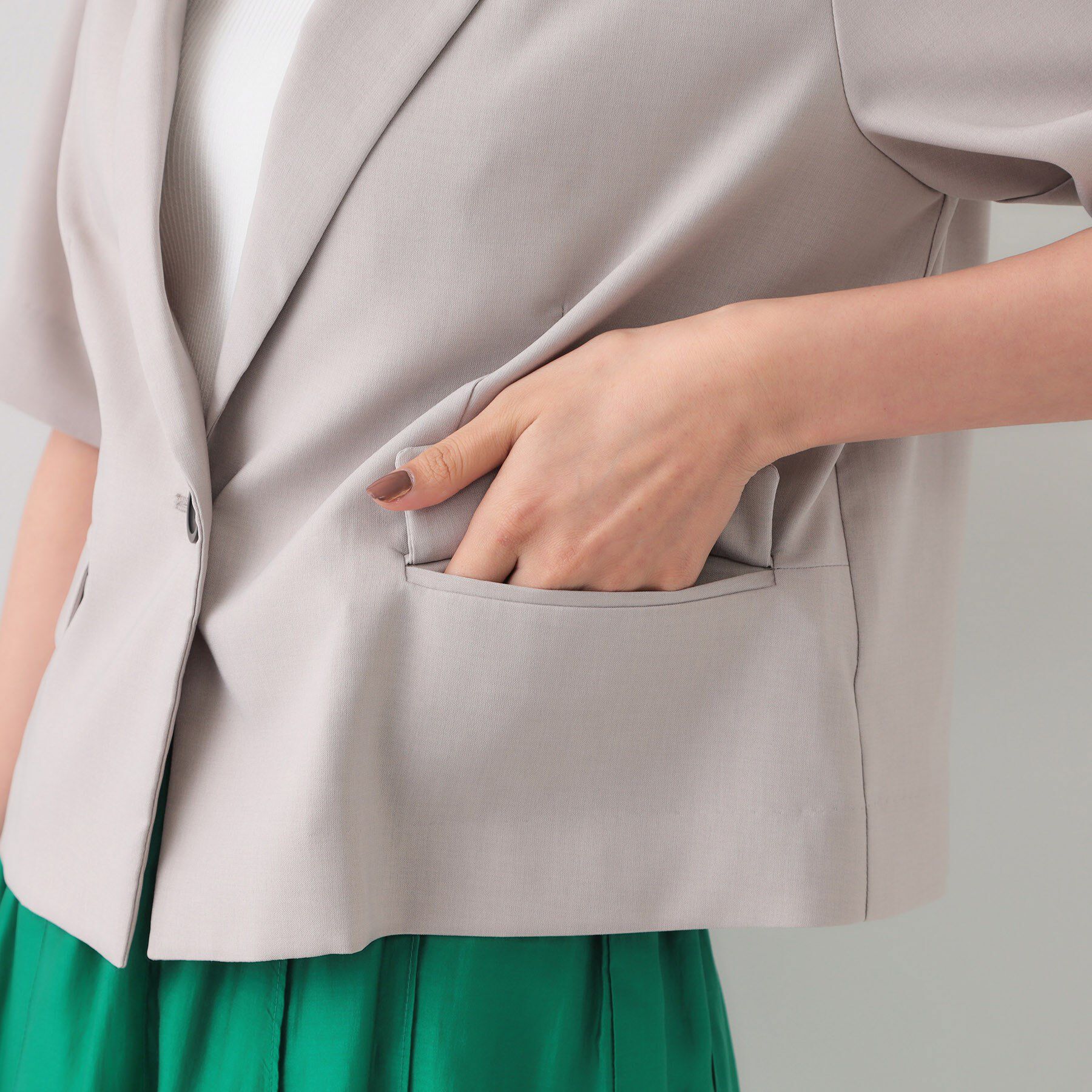 OPAQUE.CLIP「ストレッチリネンライクショートテーラードジャケット【UV/洗濯機洗い可/抗ピル】」|テーラードジャケット|