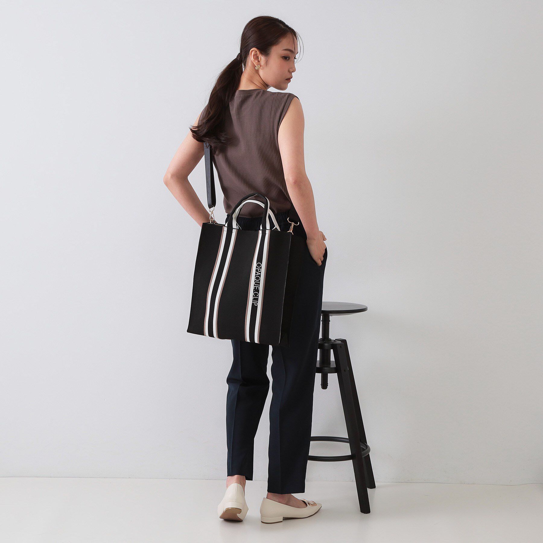 OPAQUE.CLIP「【2WAY/A4サイズ対応】ラインハンドルスクエアニットトートバッグ」|トートバッグ|