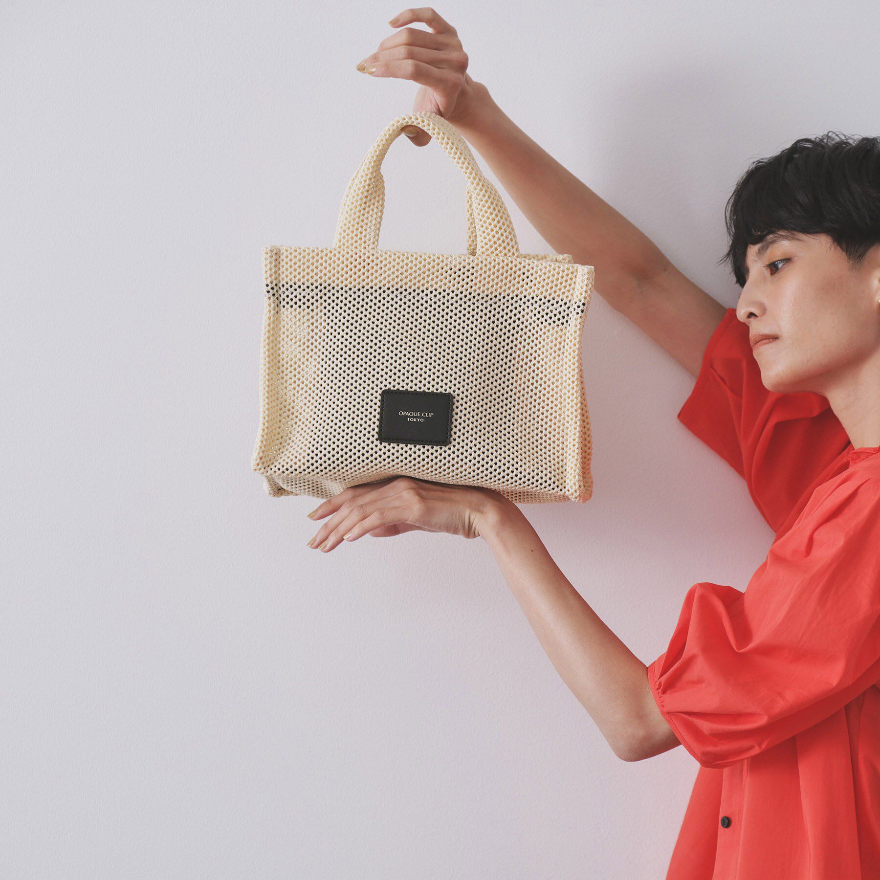 OPAQUE.CLIP「【2WAY】メッシュスクエアミドルトートバッグ」|トートバッグ|アイボリー(004)