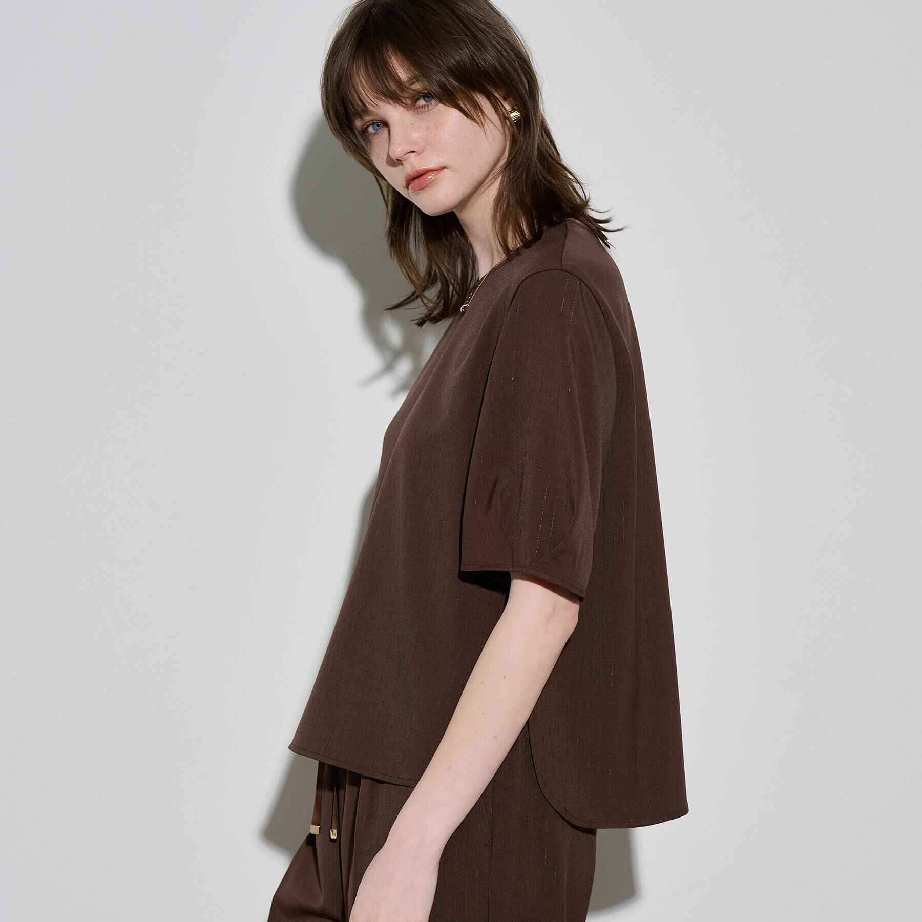 OPAQUE.CLIP「ラメストライプタックスリーブブラウス/セットアップ可【洗濯機洗い可/防シワ/吸水速乾】」|シャツ・ブラウス|