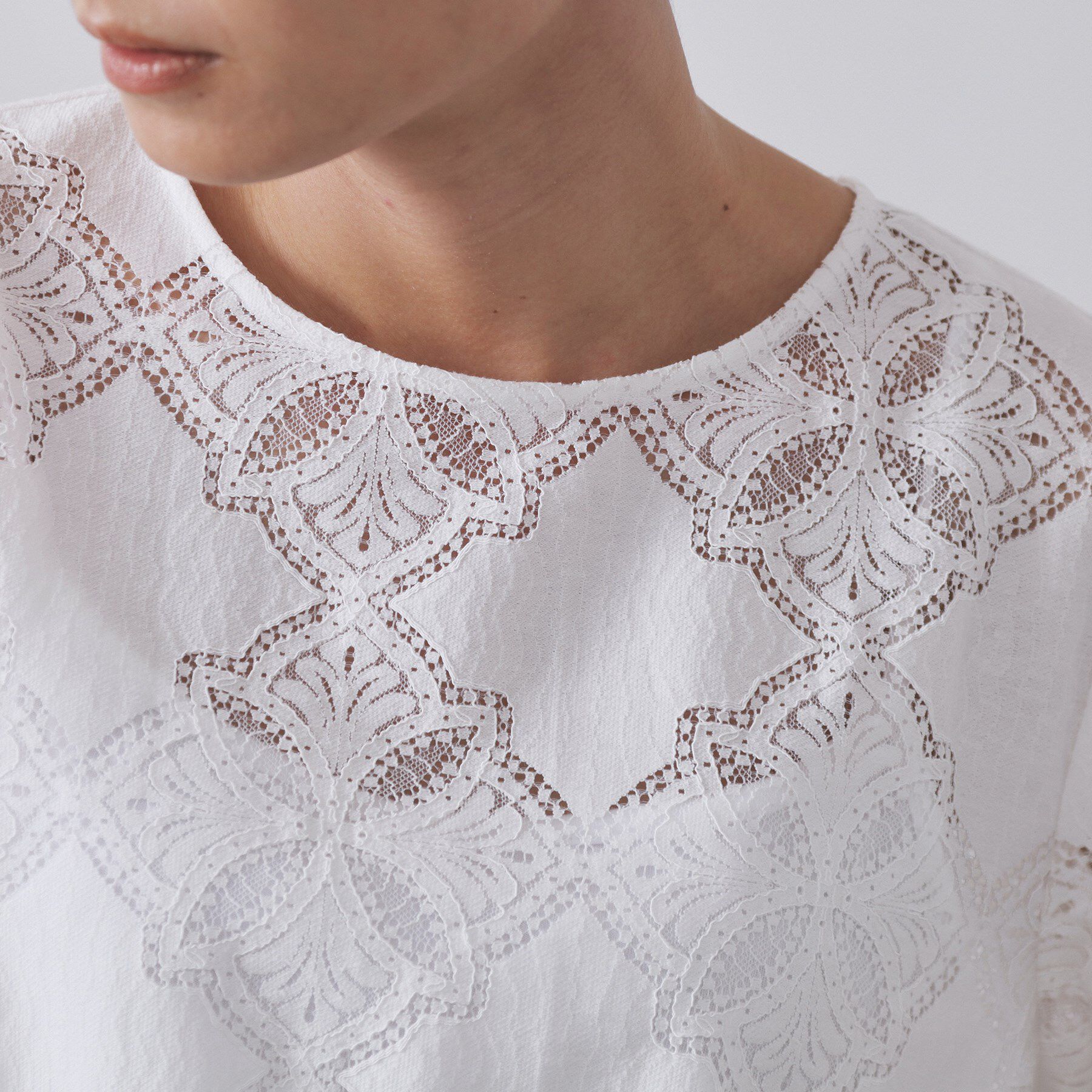 OPAQUE.CLIP「レースフレアブラウス【洗濯機洗い可】」|シャツ・ブラウス|