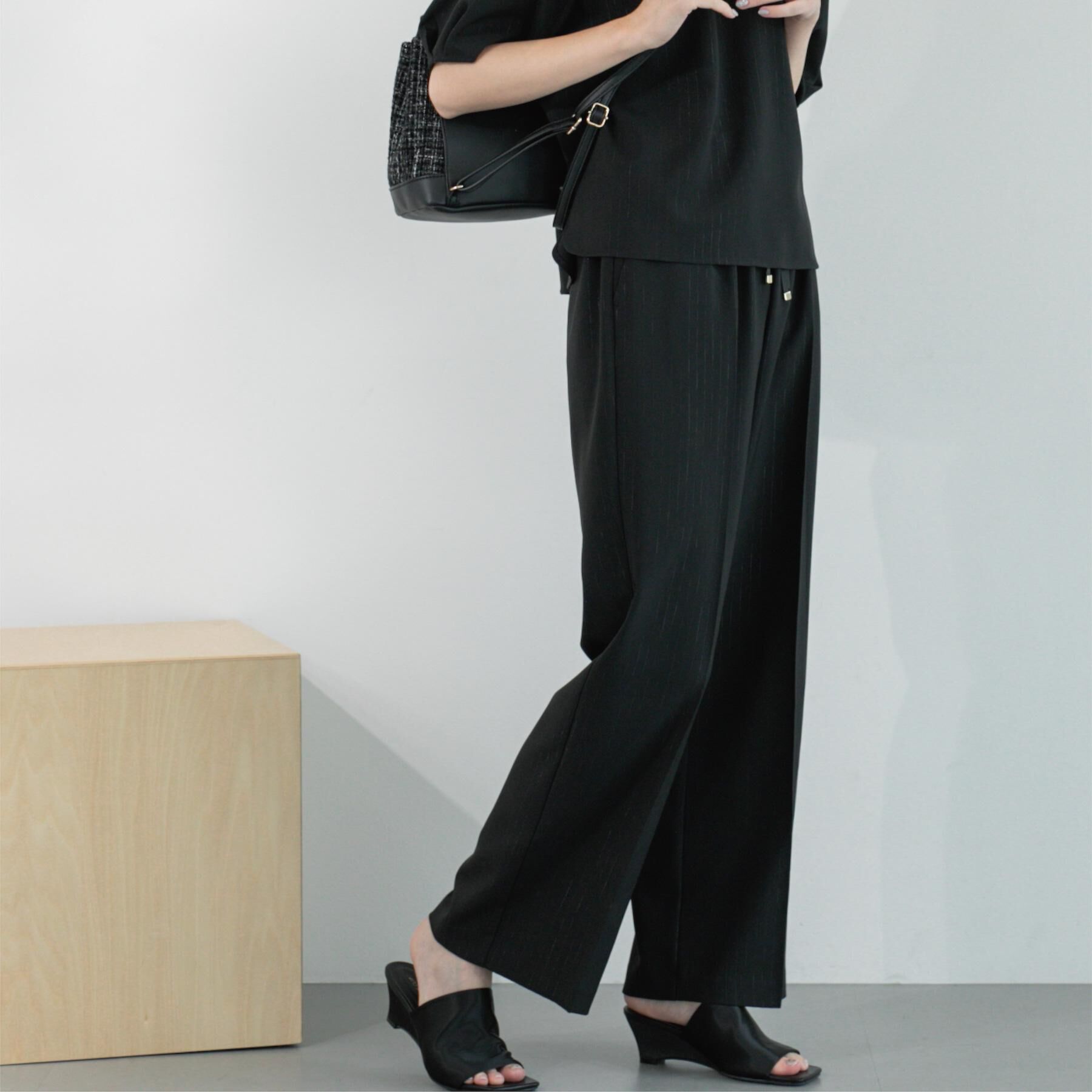 OPAQUE.CLIP「ラメストライプイージーワイドパンツ/セットアップ可【洗濯機洗い可/防シワ/吸水速乾】」|その他|