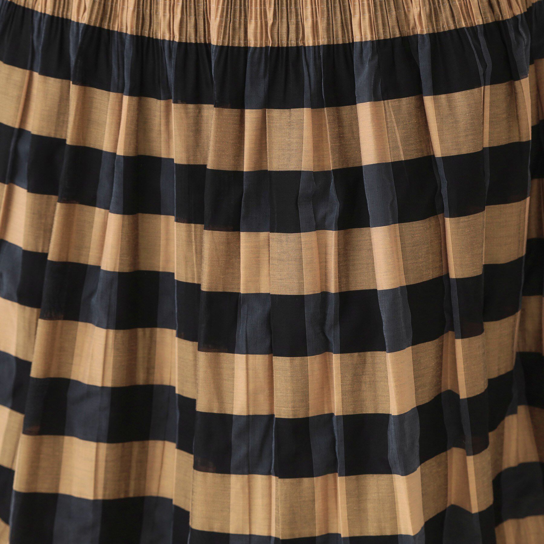 OPAQUE.CLIP「シャーリングフレアスカート/リバーシブル着用可【洗濯機洗い可】」|スカート|