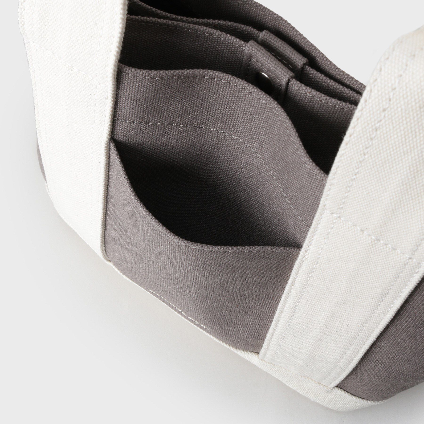 OPAQUE.CLIP「【2WAY／多ポケット】3層セパレートミドルトートバッグ」|トートバッグ|