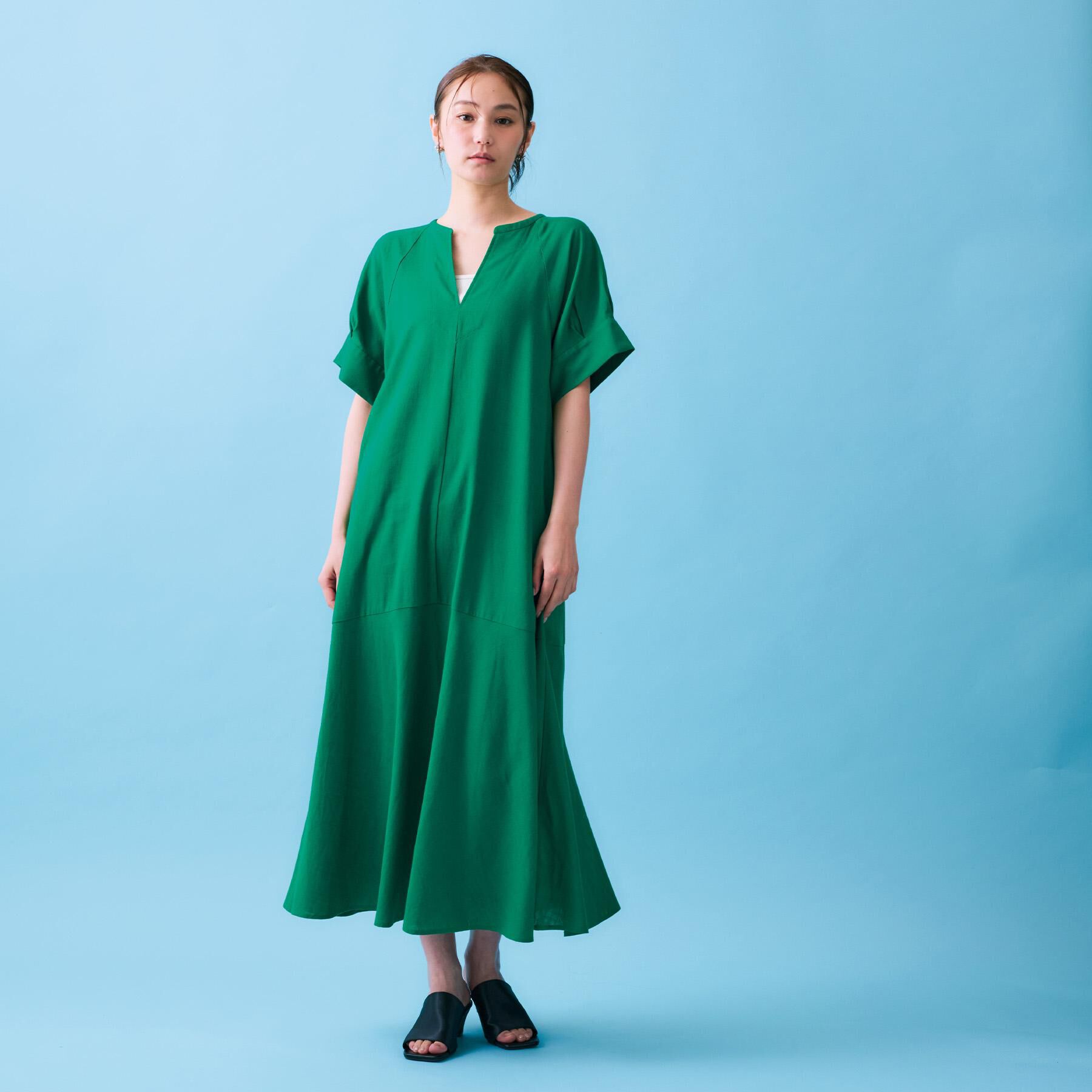 OPAQUE.CLIP「レーヨン麻キーネックワンピース【洗える】」|ワンピース|