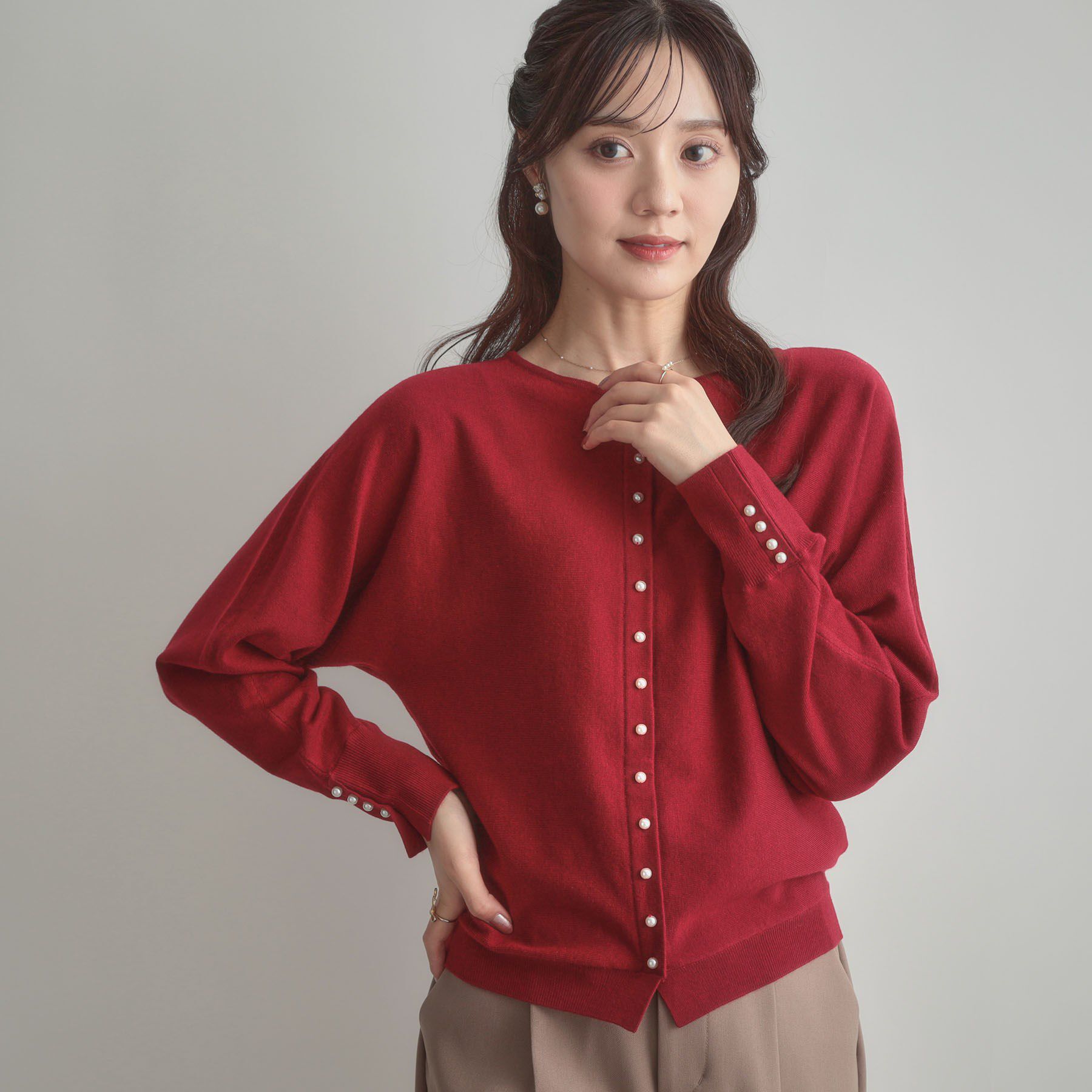 Couture broach「【大人上品・通勤・前後2WAY】バックパール調ドルマンニット」|ニット・セーター|