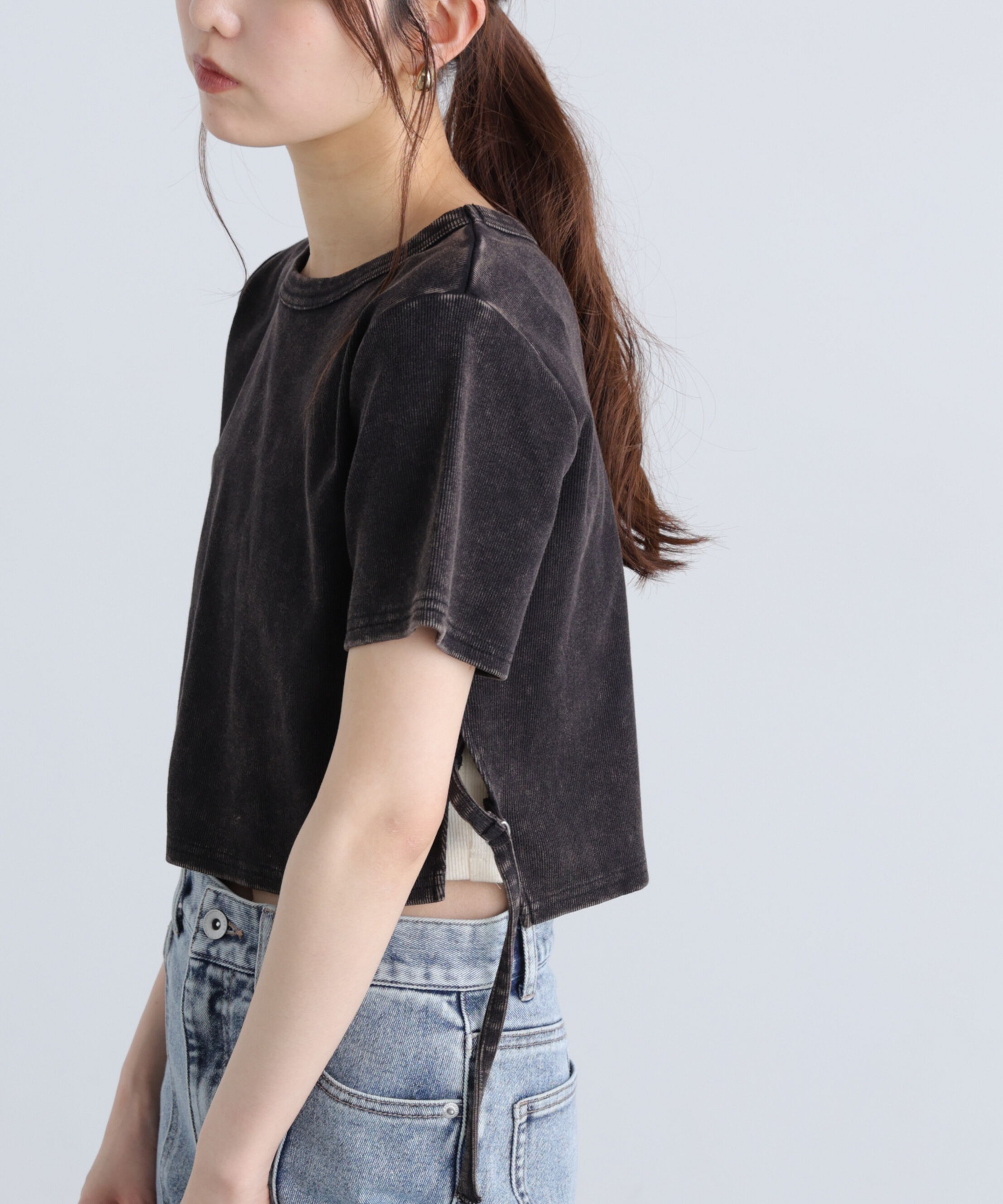 「ヴィンテージ加工サイドベルトＴ」|Tシャツ・カットソー|