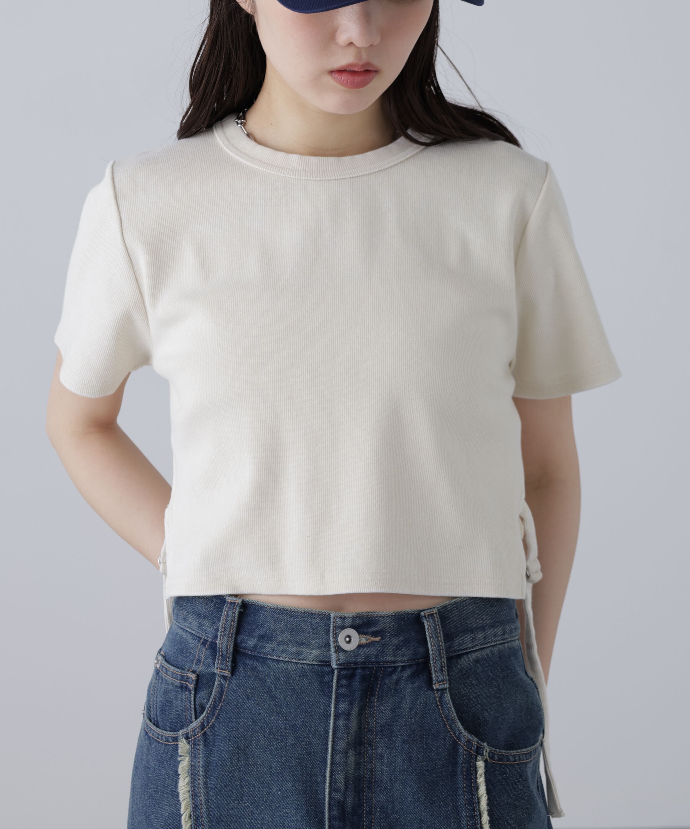  「ヴィンテージ加工サイドベルトＴ」|Tシャツ・カットソー|