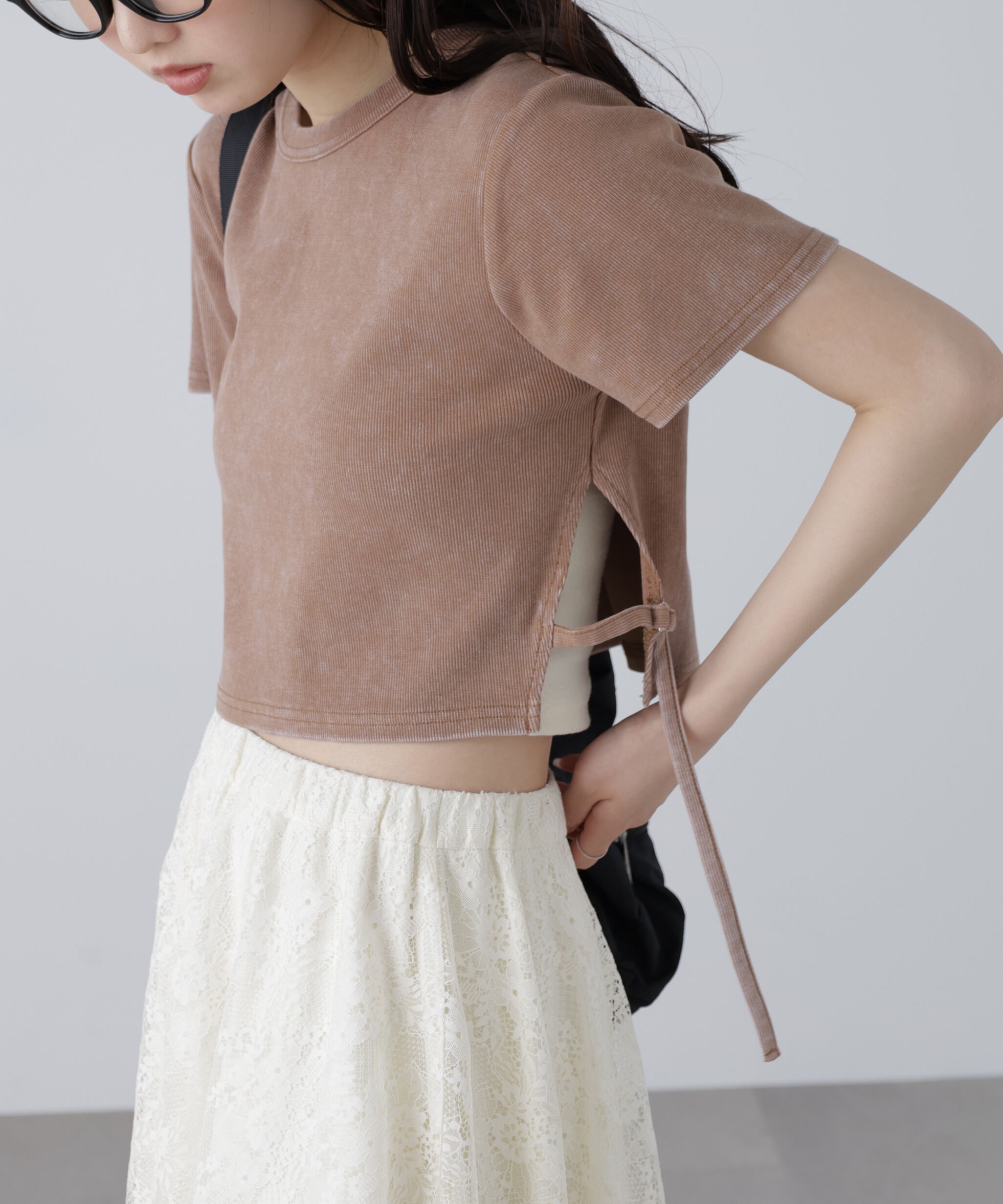  「ヴィンテージ加工サイドベルトＴ」|Tシャツ・カットソー|