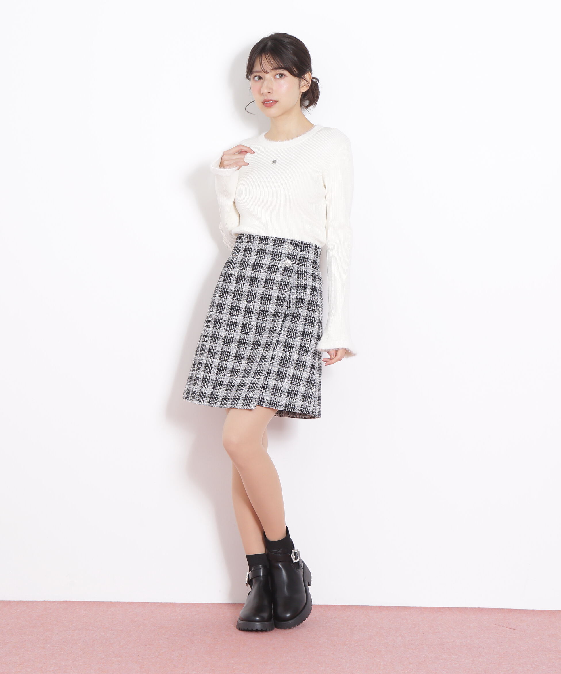  「ツィードチェックビジュー釦ミニスカート」|スカート|
