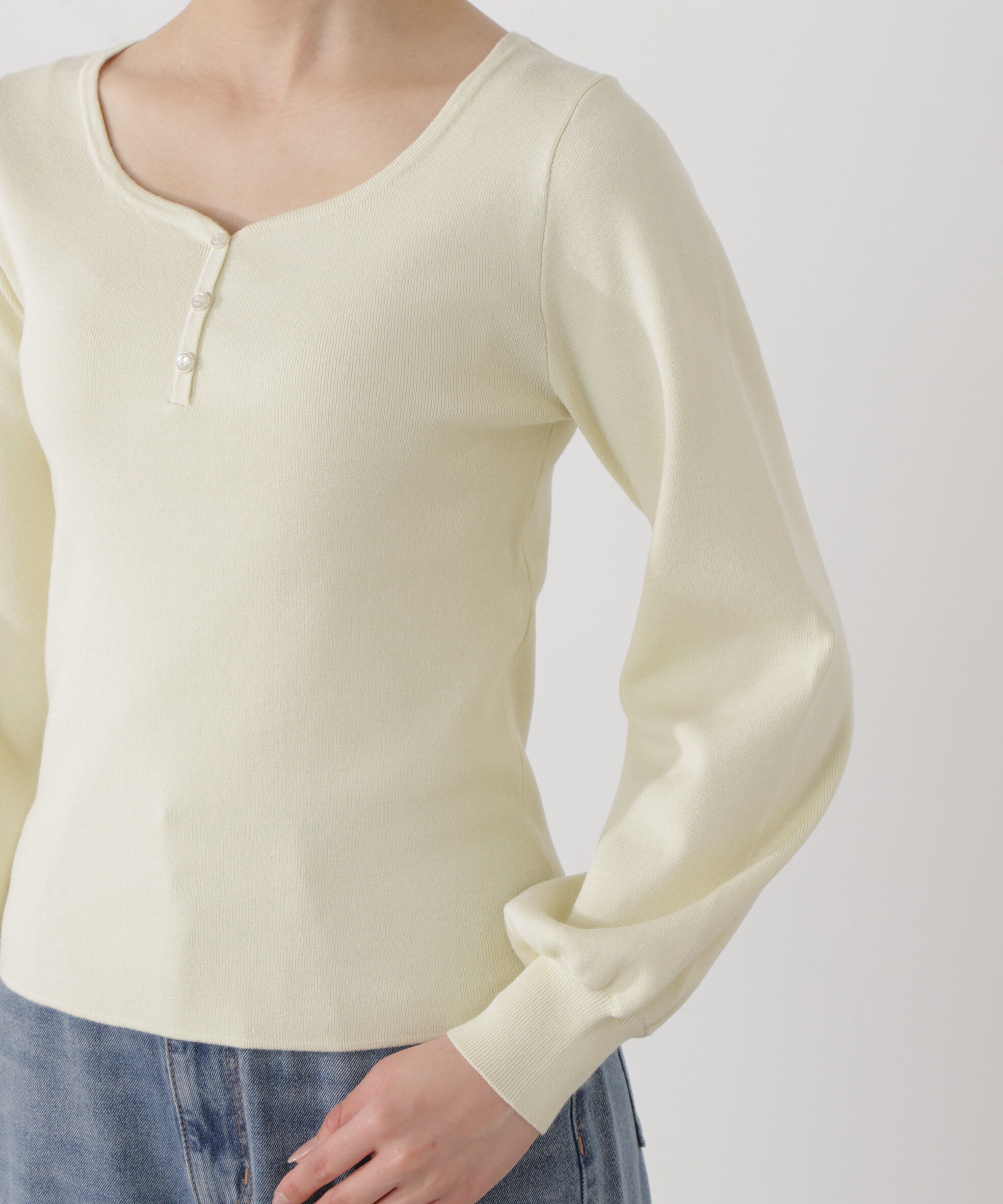 PROPORTION BODY DRESSING「＜ウォッシャブル/UV＞釦付きハートネック総針ニット」|ニット・セーター|