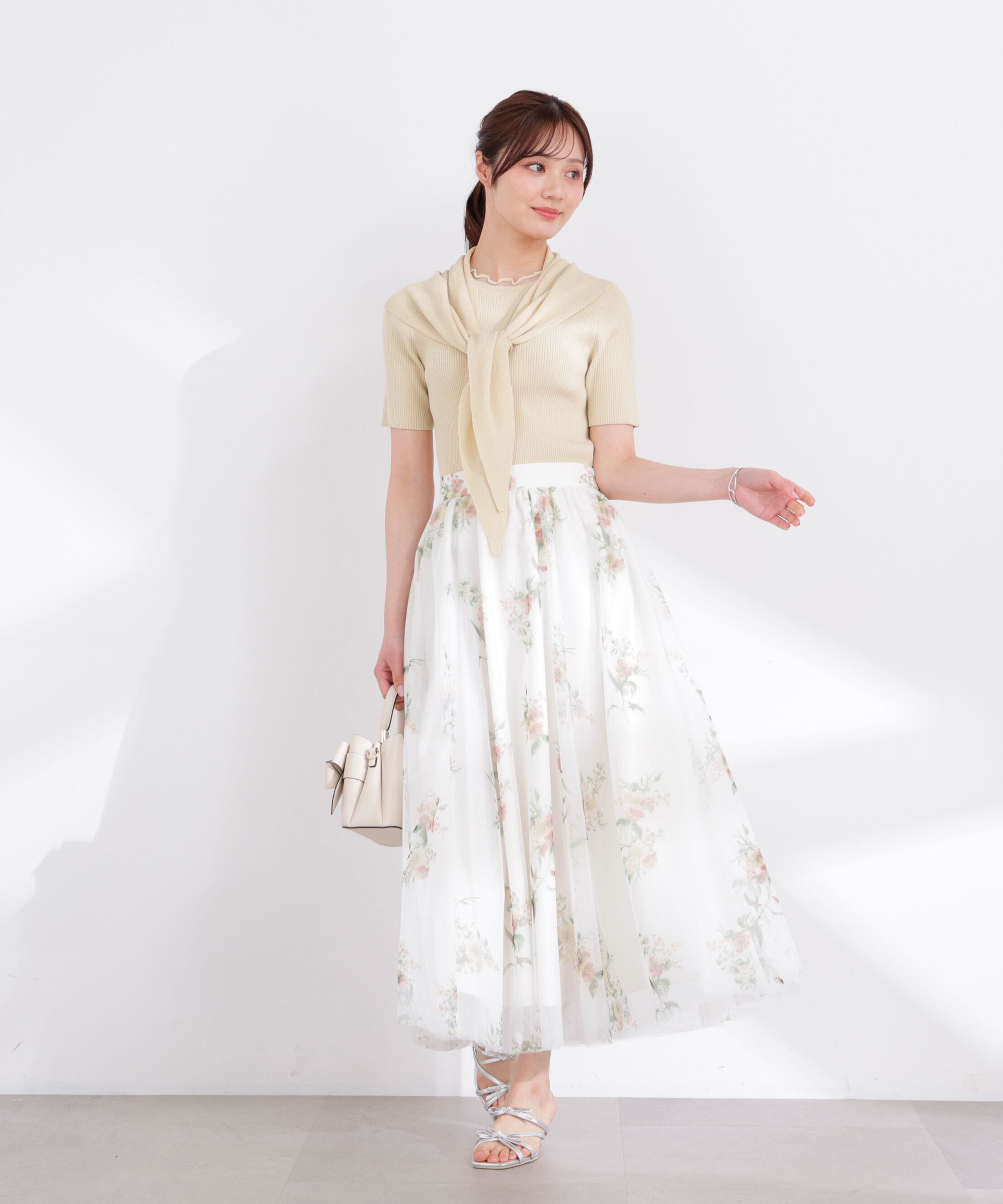 PROPORTION BODY DRESSING「トライアングルスカーフ付きニット 26SS」|ニット・セーター|