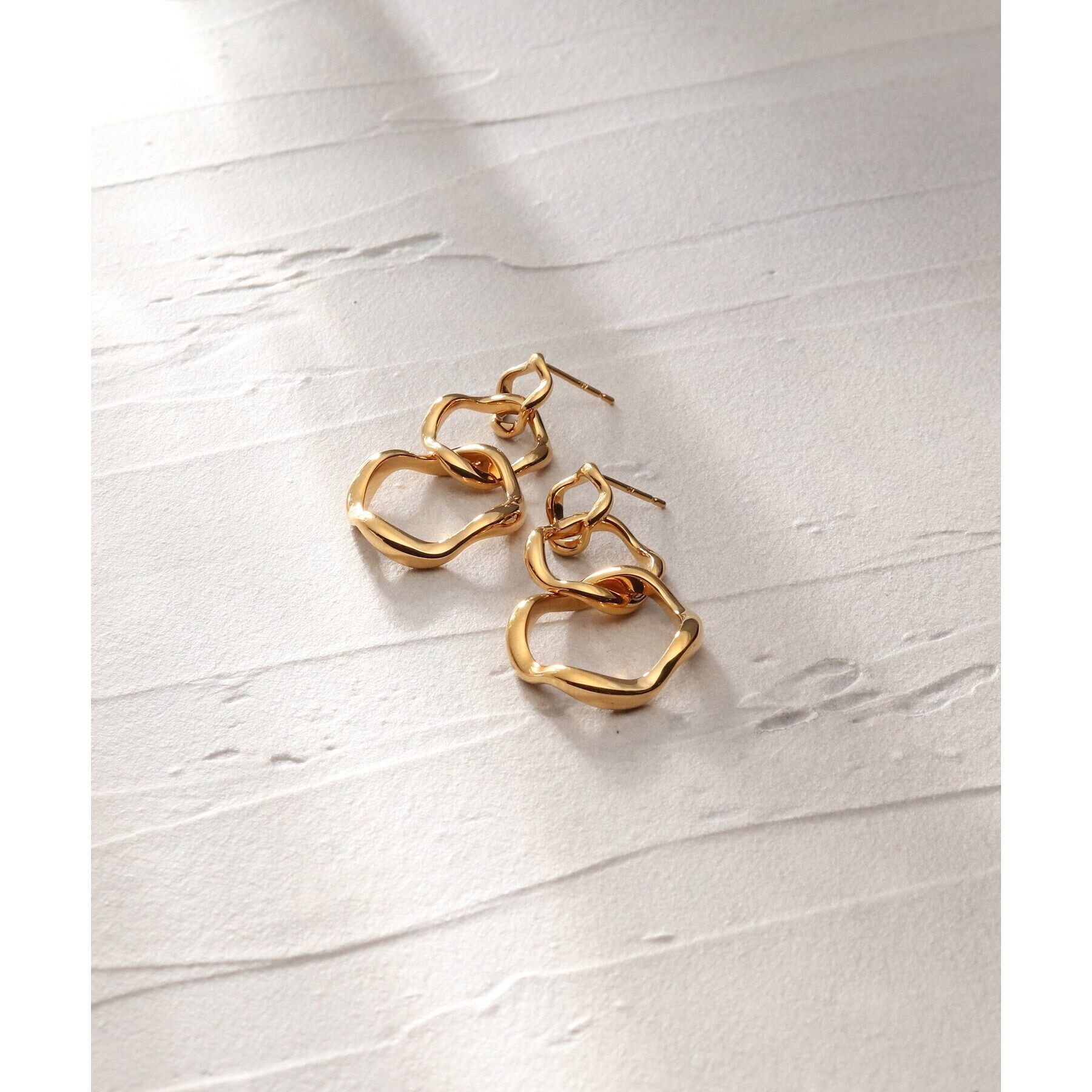 COCOSHNIK ONKITSCH「シルバー ニュアンスピアス トリプルフープ GP」|ピアス|