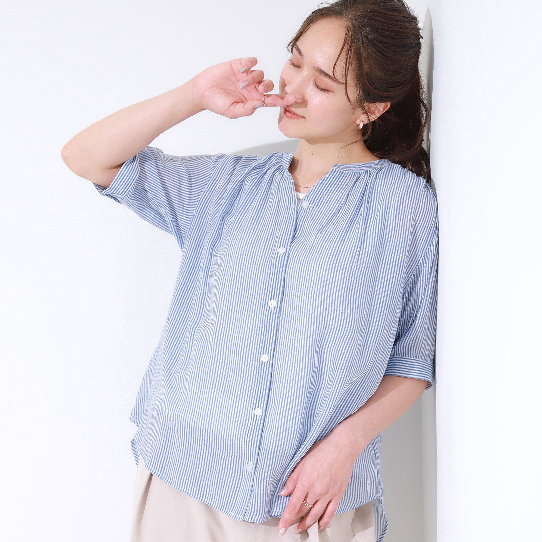 SHOO･LA･RUE「【S-LL/2点セット】着るだけでコーデが決まる 麻調5分袖ブラウス＋タンクトップ」|シャツ・ブラウス|ブルー(393)