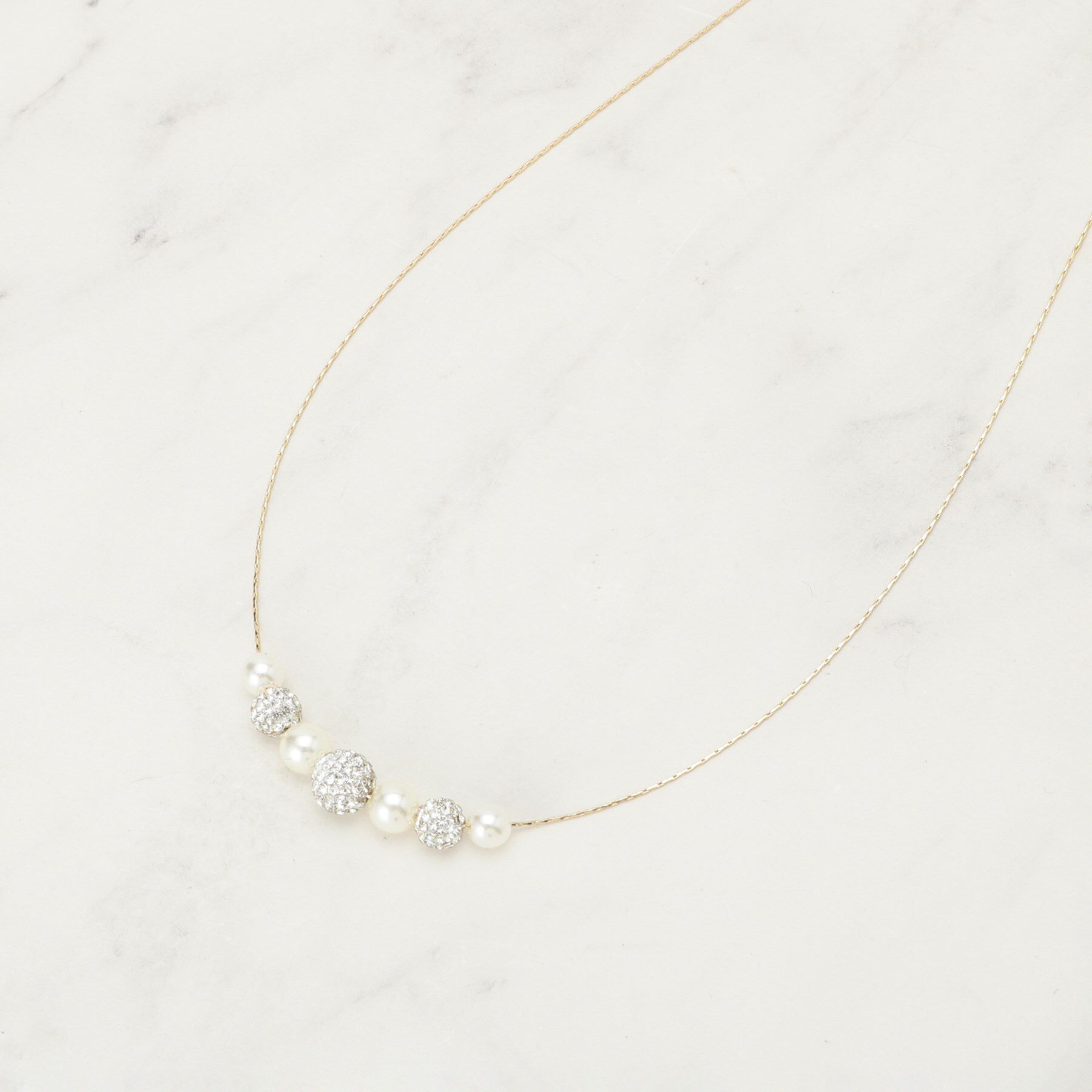 SHOO･LA･RUE「【セレモニー】きらびやかに ポイントパヴェ ショートネックレス」|ネックレス|ゴールド(007)