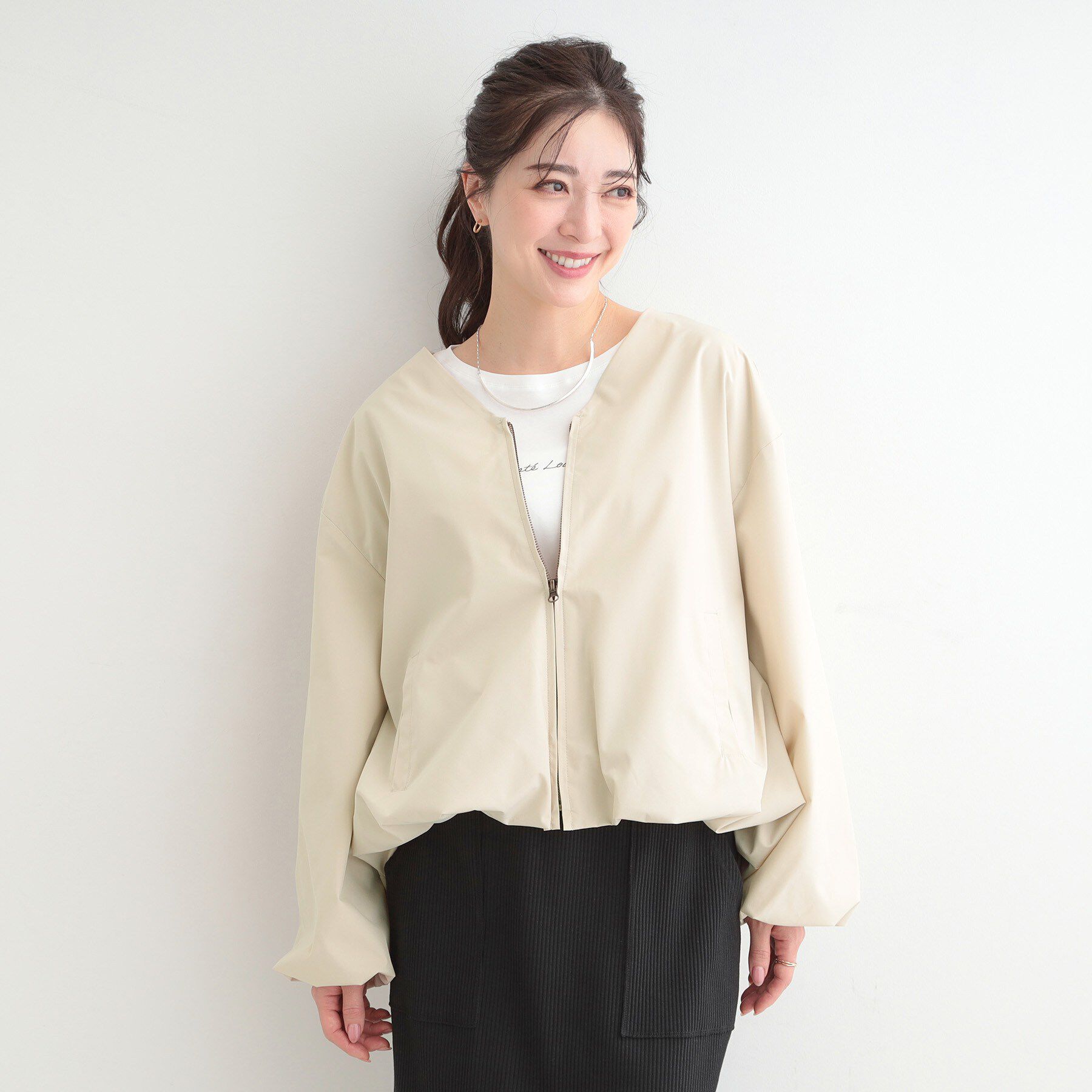 SHOO･LA･RUE「【防風/撥水/S-LL】お顔回りすっきり見え　Vネックバルーンブルゾン」|ブルゾン・スタジャン|