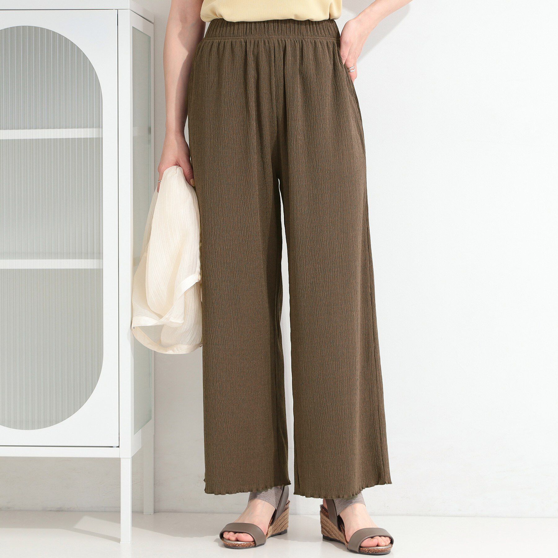 SHOO･LA･RUE「【洗濯機可/S-LL】すっきり見え さらさら 楊柳イージーワイドパンツ」|その他|ブラウン(044)