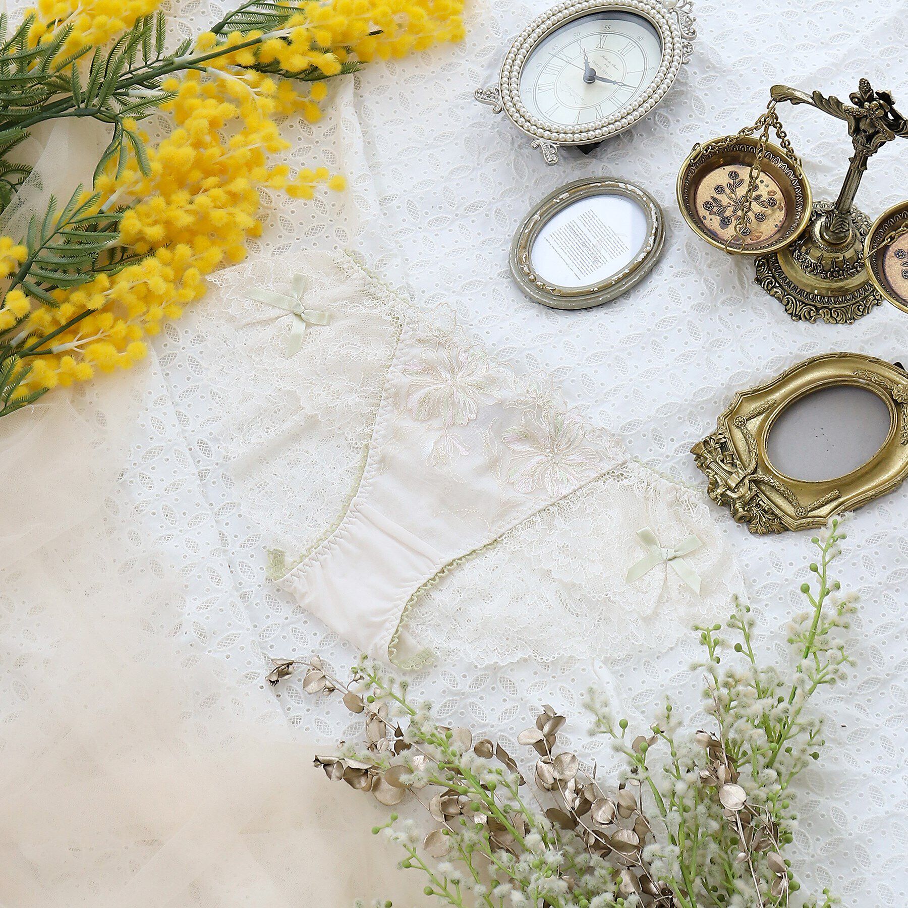 Risa Magli「シャンタル レースショーツ」|インナー|アイボリー(004)