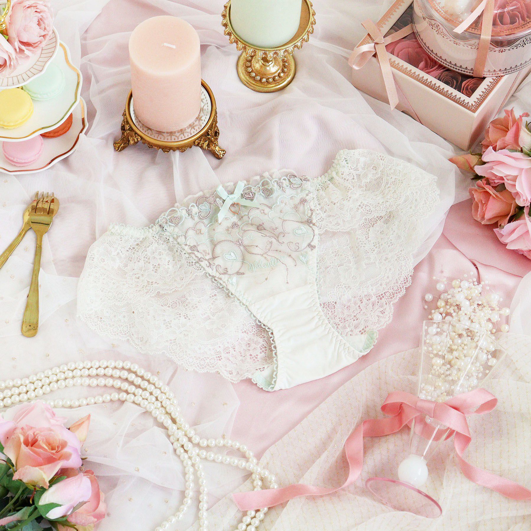 Risa Magli「ヘルティー レースショーツ」|インナー|クリーム(054)