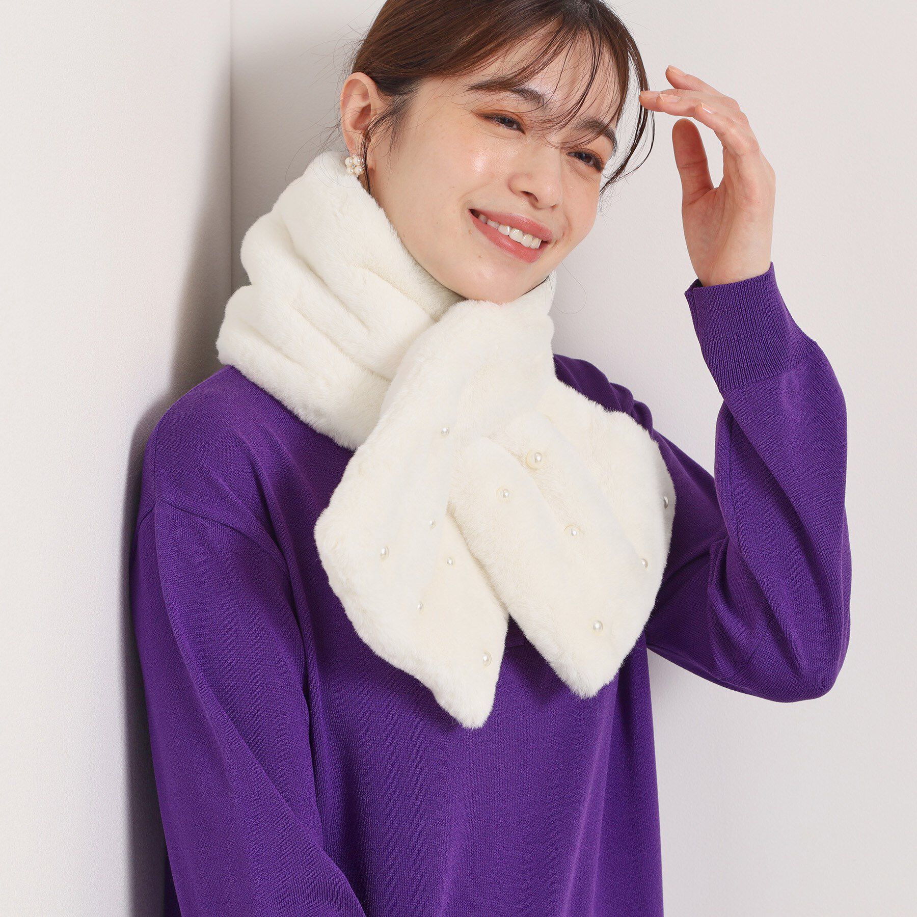 ITS&rsquo;DEMO「ランダムパール調フェイクファーマフラー」|ストール|