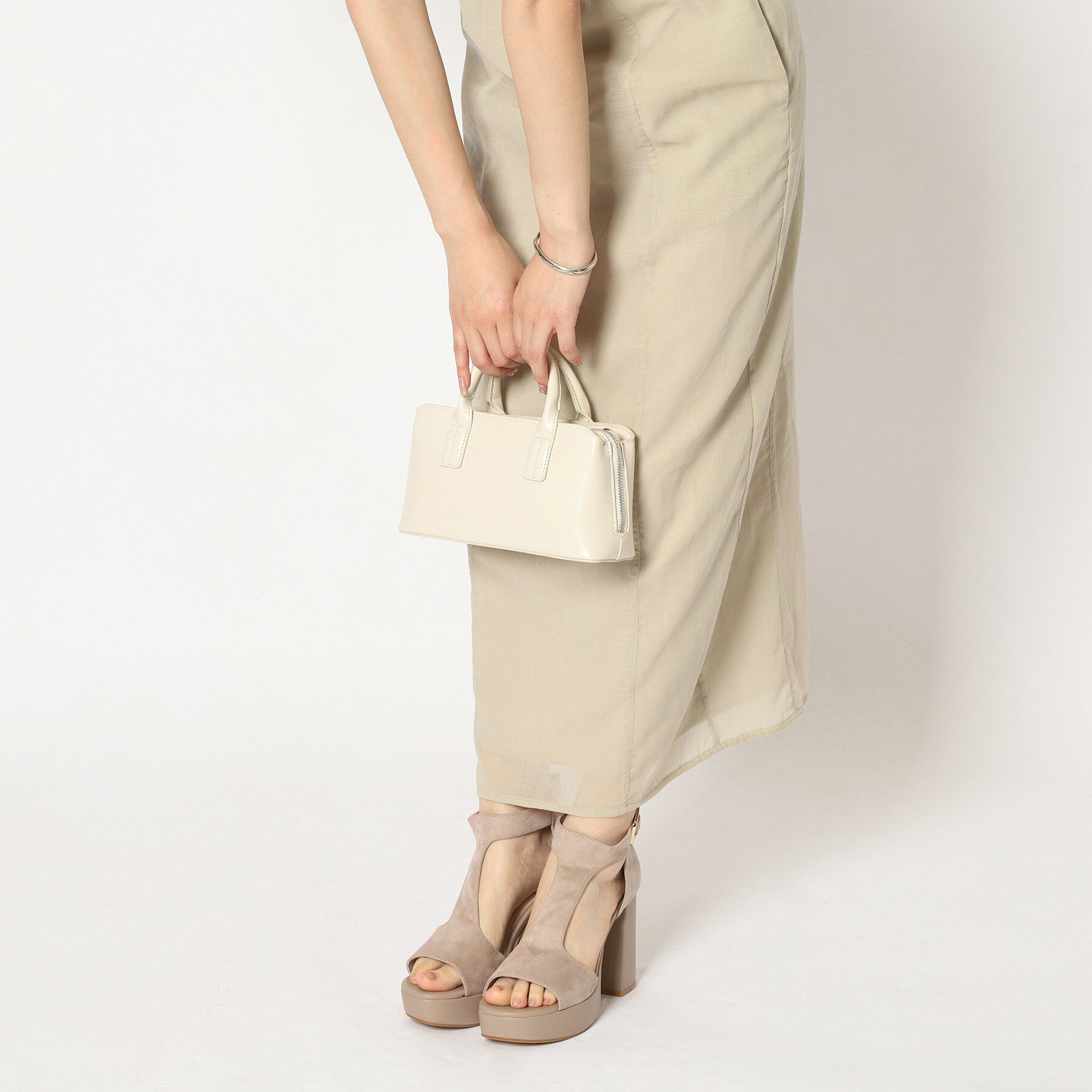 ESPERANZA「Tストラップスクエアサンダル」|サンダル|