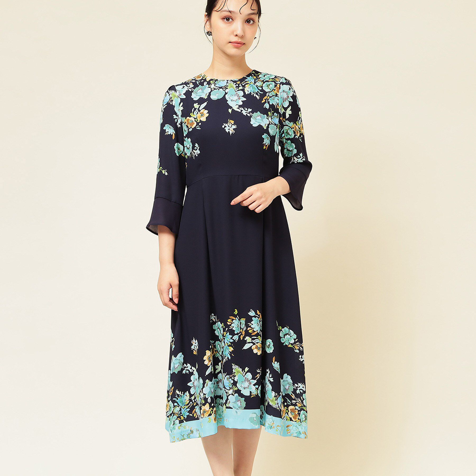 SunaUna「【co creation and yours／SS～L】花柄パネルワンピース」|ワンピース|