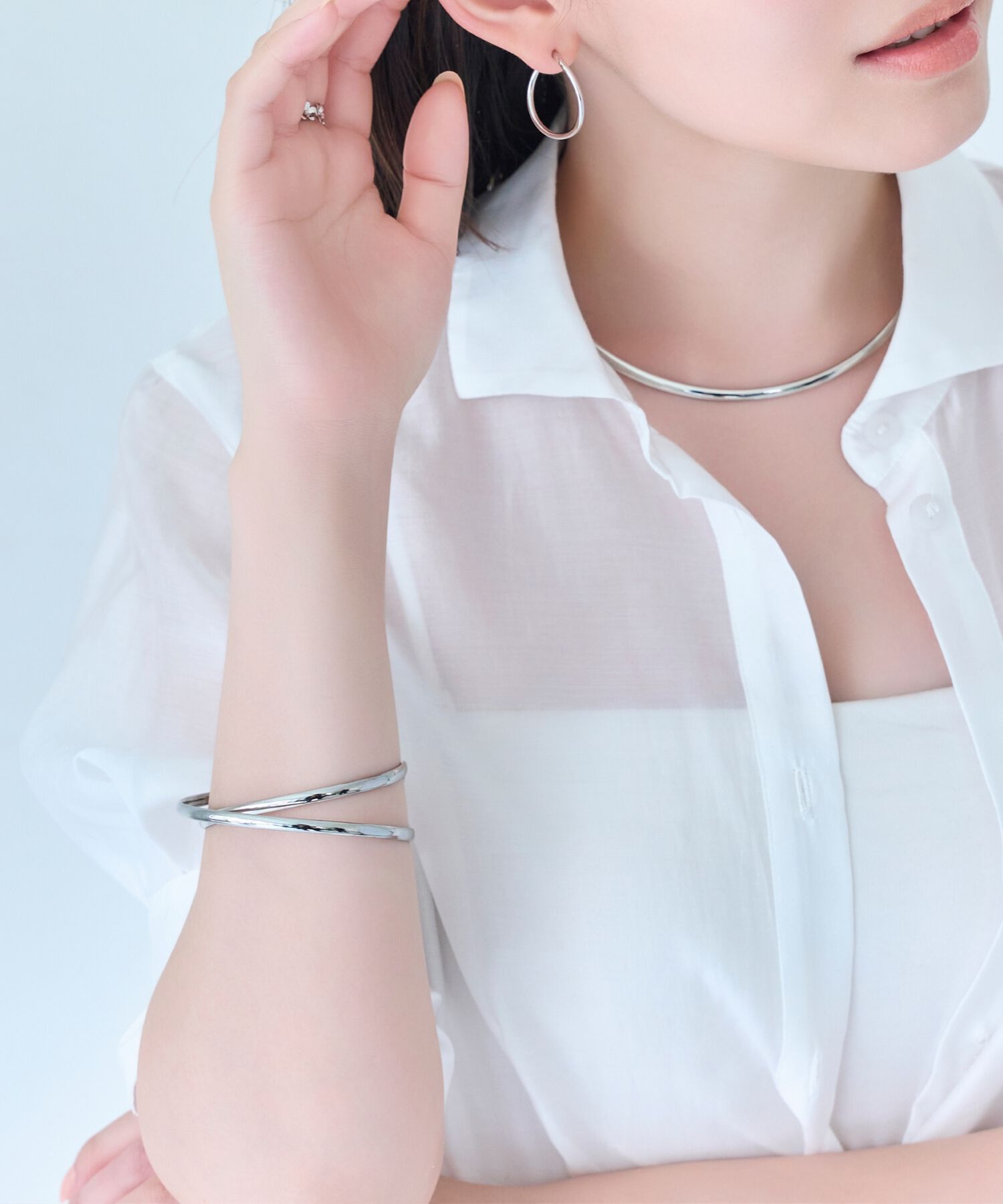 Phoebe「【金属アレルギー対応】ツインカレントカフバングル　シルバー/ニッケルフリー」|ブレスレット・バングル|
