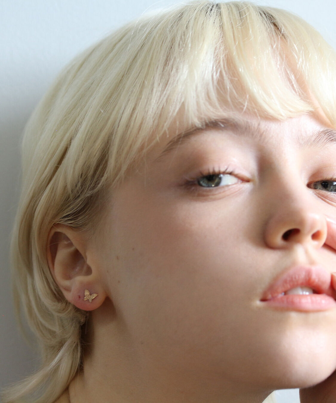  「ゴールド バタフライ ピアス | K10YG〈ノイズ〉」|ピアス|