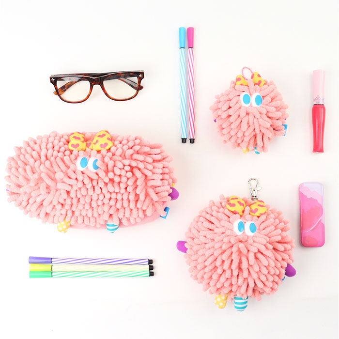 BACKYARD FAMILY「モジャ グッズ 通販 リールパスケース パスケース リール付き キャラクター モンスター」|定期入れ|