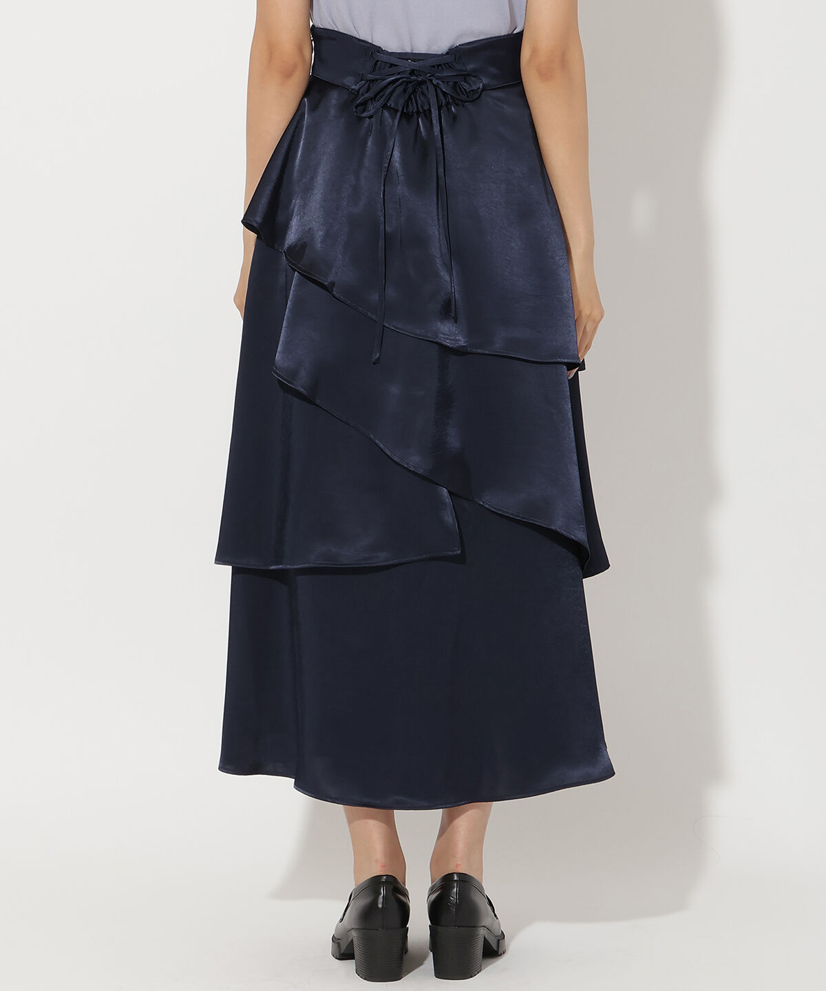 アンドクチュール「サテンアシメフリルティアードスカート」|フレア|