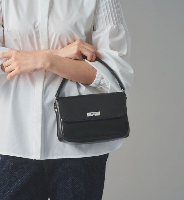 UNITED ARROWS「フラップ コンパートメント ショルダーバッグ」|ショルダー・メッセンジャー|