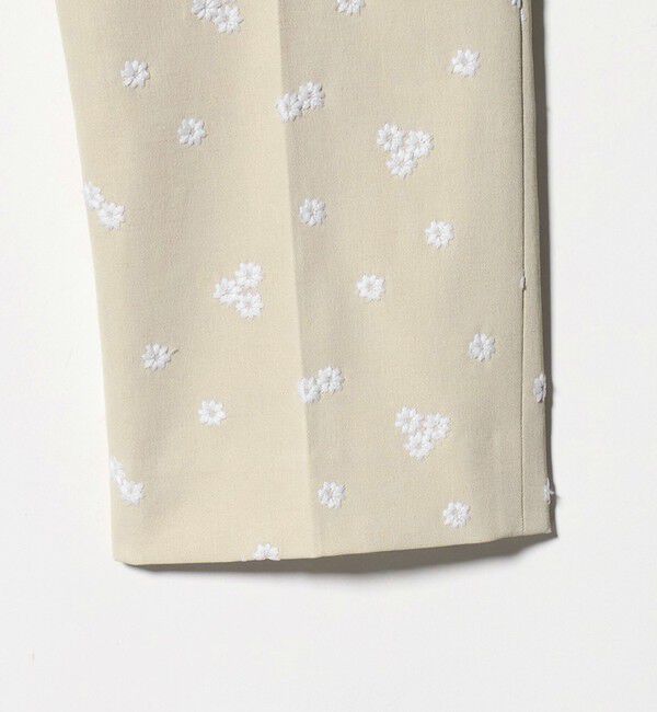 UNITED ARROWS「エンブロイダリー フラワー スリム テーパードパンツ ‐ウォッシャブル‐」|チノ|