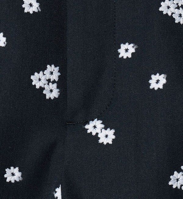 UNITED ARROWS「エンブロイダリー フラワー スリム テーパードパンツ ‐ウォッシャブル‐」|チノ|