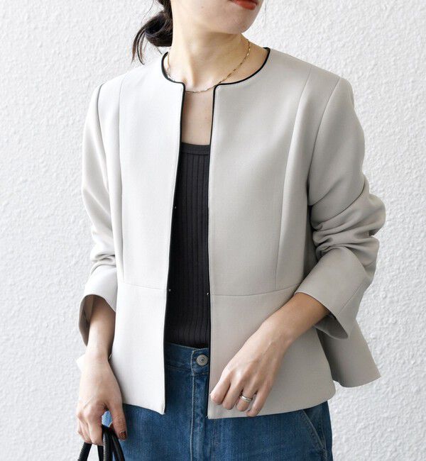 SHIPS any「【WEB限定】SHIPS any:〈洗濯機可能〉ダブルクロス  ペプラム ノーカラー ジャケット［NAVY BLUE］」|ノーカラージャケット|ベージュ