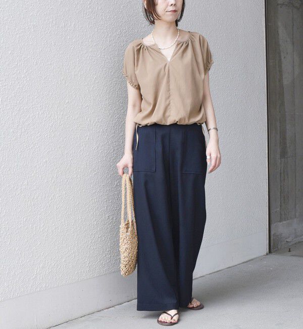 SHIPS Colors 「《予約》SHIPS Colors:〈汗染み軽減・吸水速乾〉ASSET(TM) ギャザー ブラウス◆」|シャツ・ブラウス|