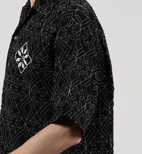 TOMORROWLAND MENS「コットンローン刺繍ステッチ オープンカラーハーフスリーブシャツ」|シャツ・ブラウス|