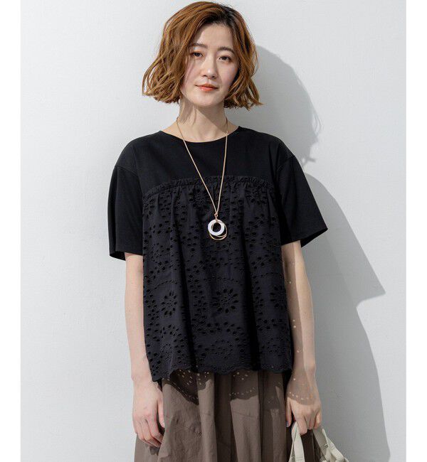 23区「【一部予約】カットワークエンブロイダリー スカラップヘム トップス」|Tシャツ・カットソー|ブラック系