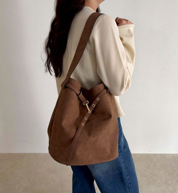 fredy emue「【WEB限定カラー】スエードベルトホーボーバッグ」|ショルダー・メッセンジャー|