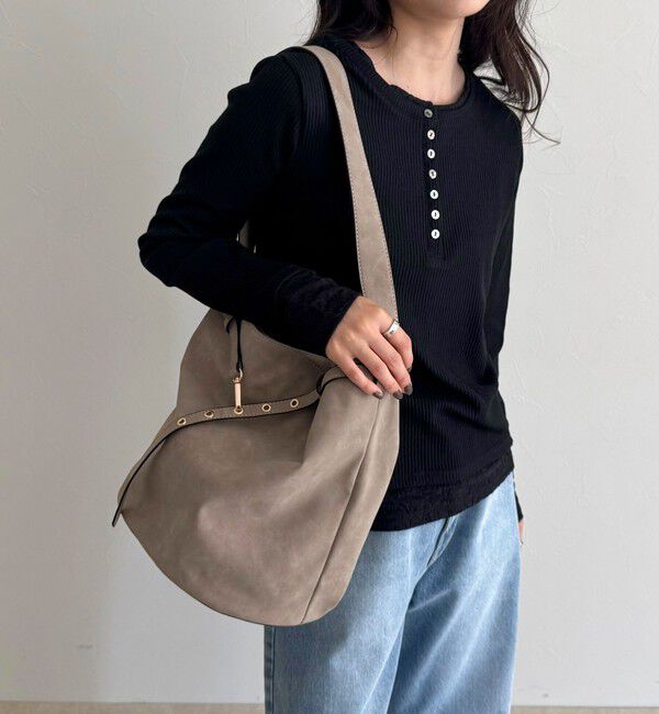 fredy emue「【WEB限定カラー】スエードベルトホーボーバッグ」|ショルダー・メッセンジャー|