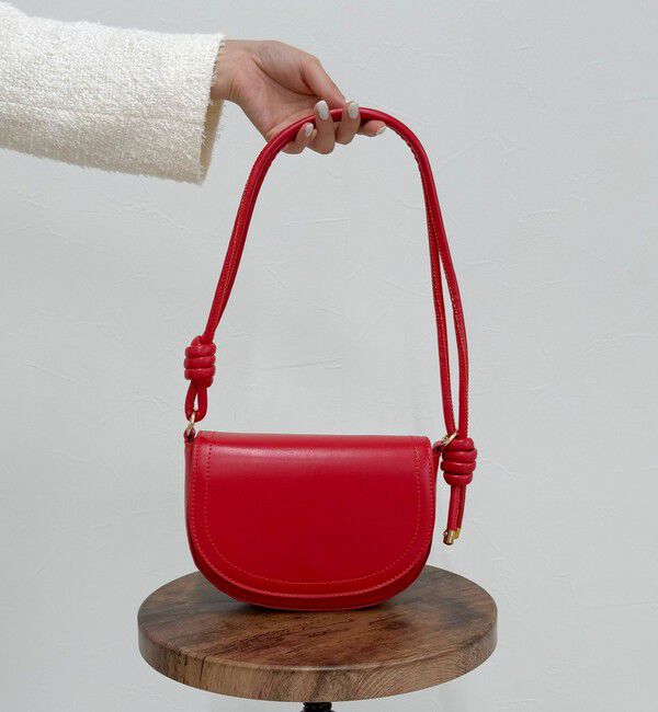 fredy emue「フラップラウンドポシェット」|ショルダー・メッセンジャー|