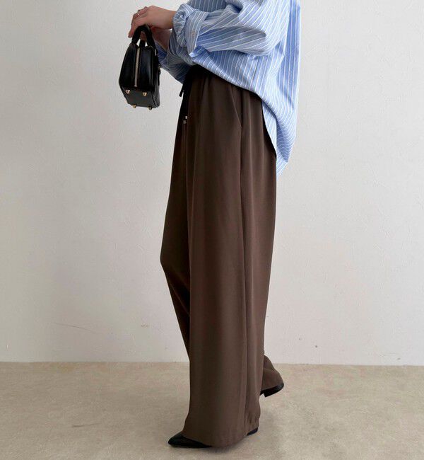 fredy emue「【4サイズ展開/リピーター続出！】とろみツイルストレートイージーパンツ」|チノ|