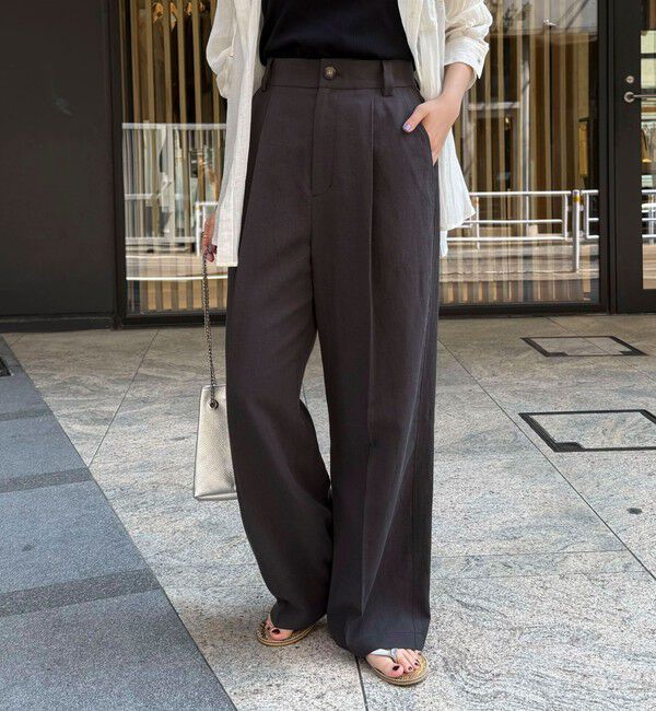 fredy emue「ハイブリッドリネンタックスラックス」|チノ|チャコールグレー