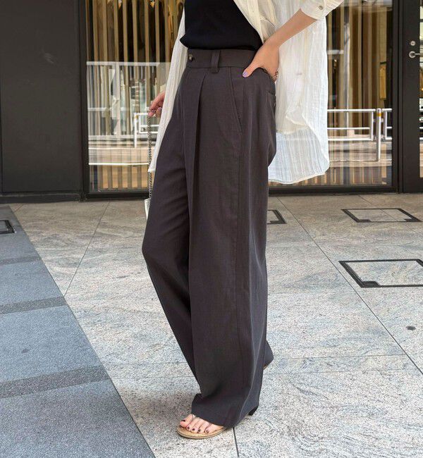 fredy emue「ハイブリッドリネンタックスラックス」|チノ|