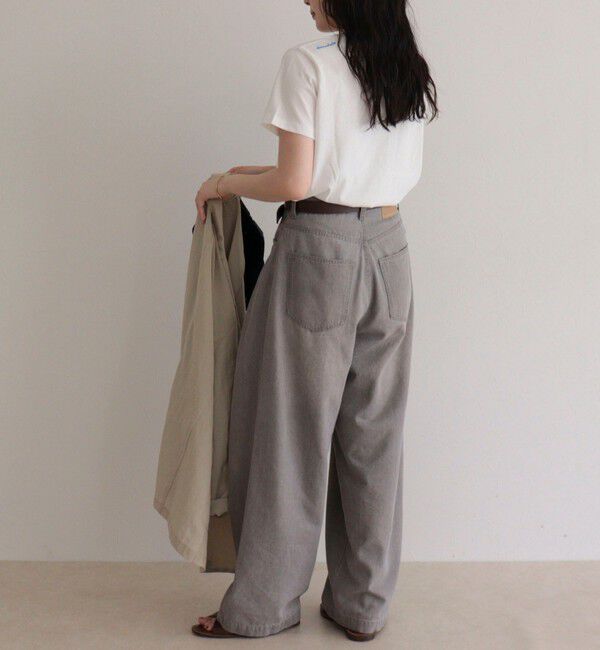 fredy emue「刺しゅう入りCAT PHOTO Tシャツ」|Tシャツ・カットソー|