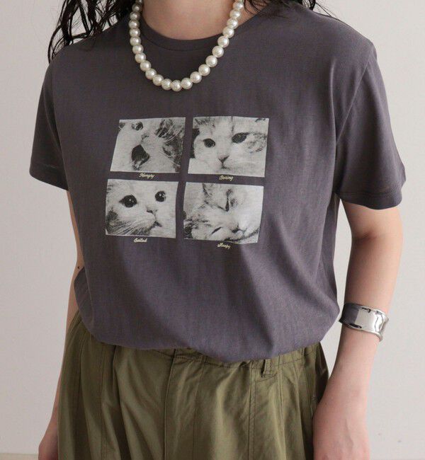 fredy emue「刺しゅう入りCAT PHOTO Tシャツ」|Tシャツ・カットソー|チャコールグレー