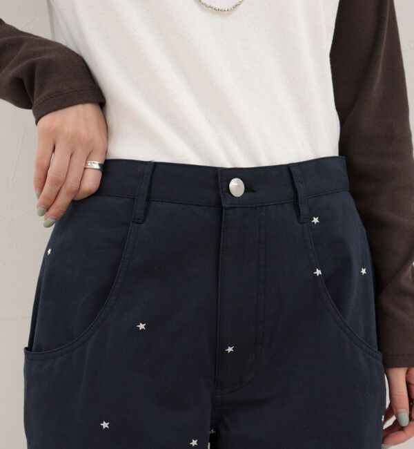 fredy emue「刺しゅう入りコットンツイルルーズパンツ」|チノ|