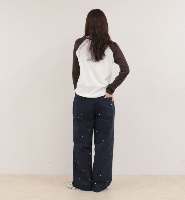 fredy emue「刺しゅう入りコットンツイルルーズパンツ」|チノ|