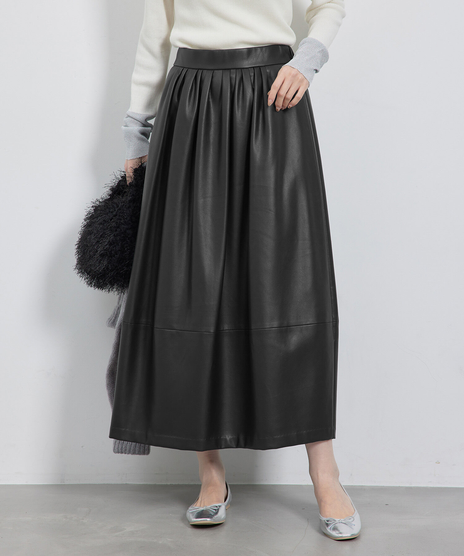 Rope&rsquo;Picnic「【emur/エミュール】シンセティックレザーコクーンスカート」|スカート|