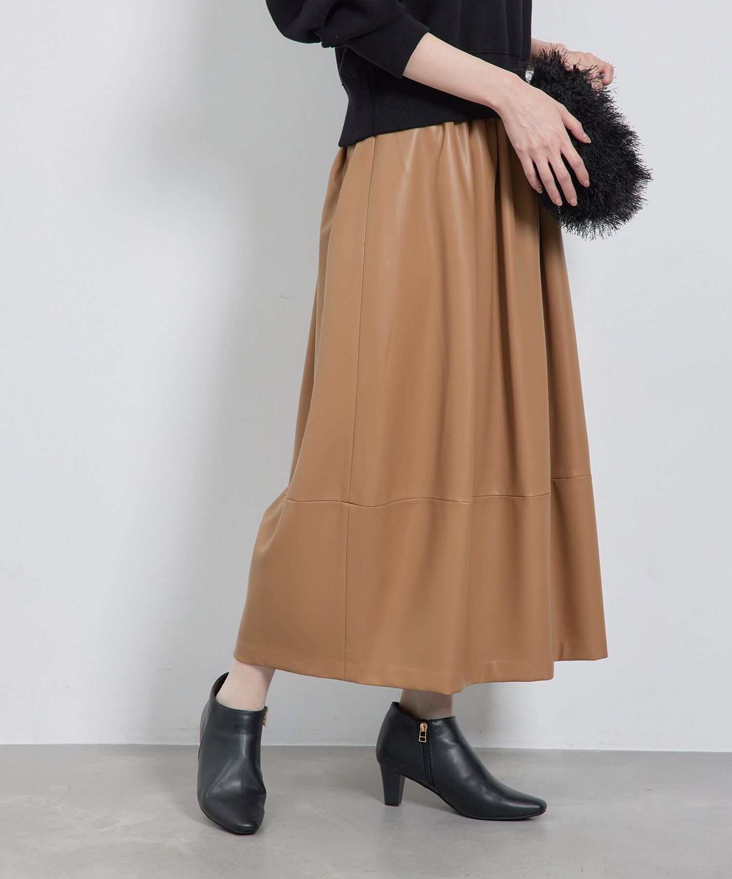 Rope&rsquo;Picnic「【emur/エミュール】シンセティックレザーコクーンスカート」|スカート|